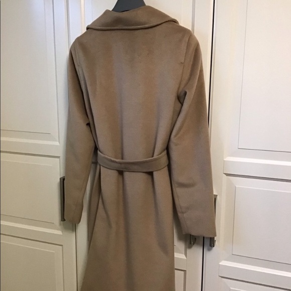 Camel Wrap Coat - Picture 4 of 10